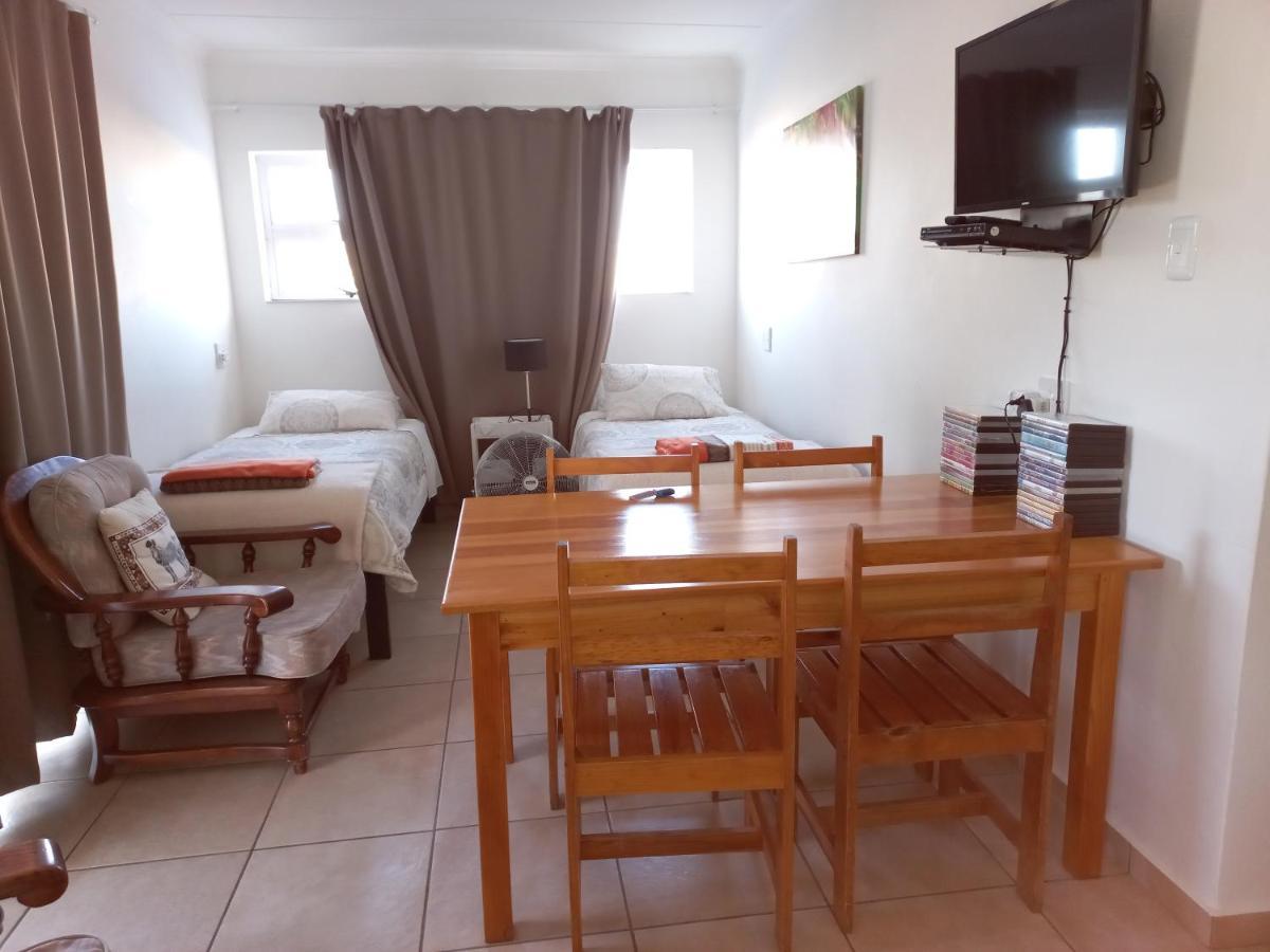 Come Home In Oudtshoorn Self-Catering Units Zewnętrze zdjęcie